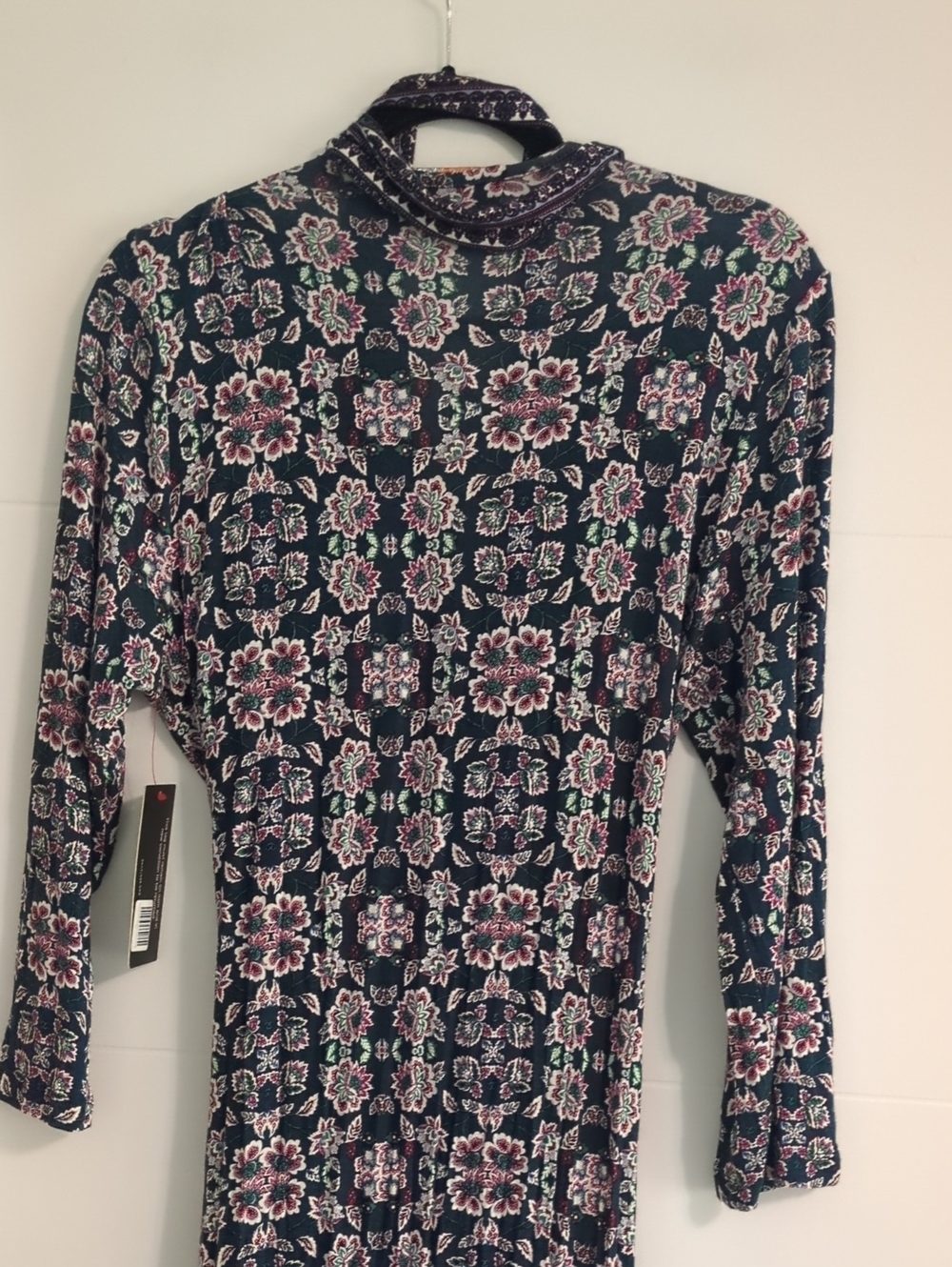 Renee C. Navy Floral Wrap Midi Dress with Pink Accentssz XL Feminine - Picture 9 of 10